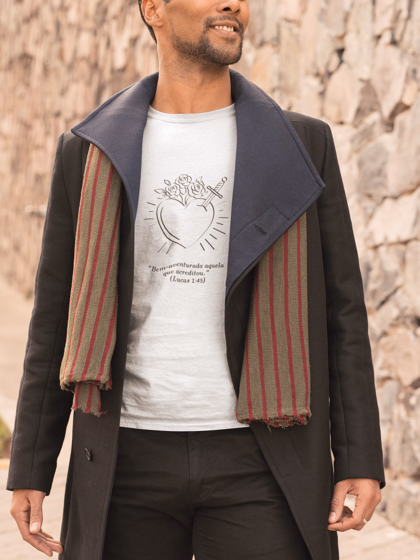 Camiseta Quality Tradicional Sagrado Coração de Maria - Branca